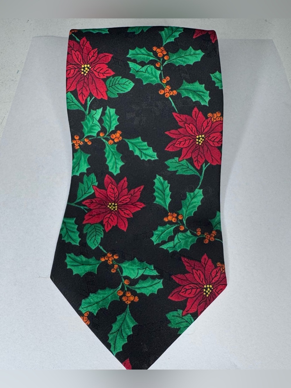 Vintage Hallmark Special Ties Christmas Poinsettia Holly Necktie Made USA